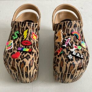 Cape Robbin chunky platform crocs 7.5